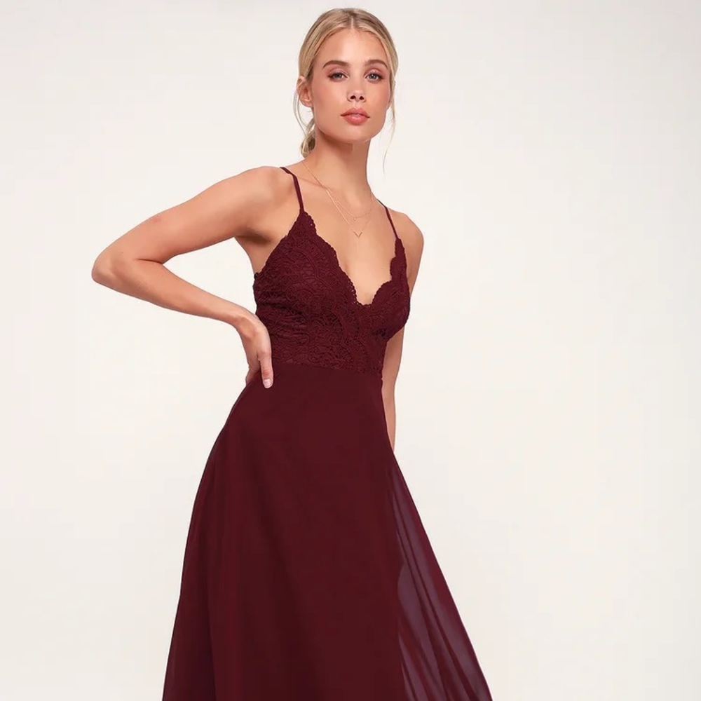 Lulus Madalyn Burgundy Lace Maxi Dress | size M
